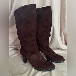 Women's Brown Suede Boots